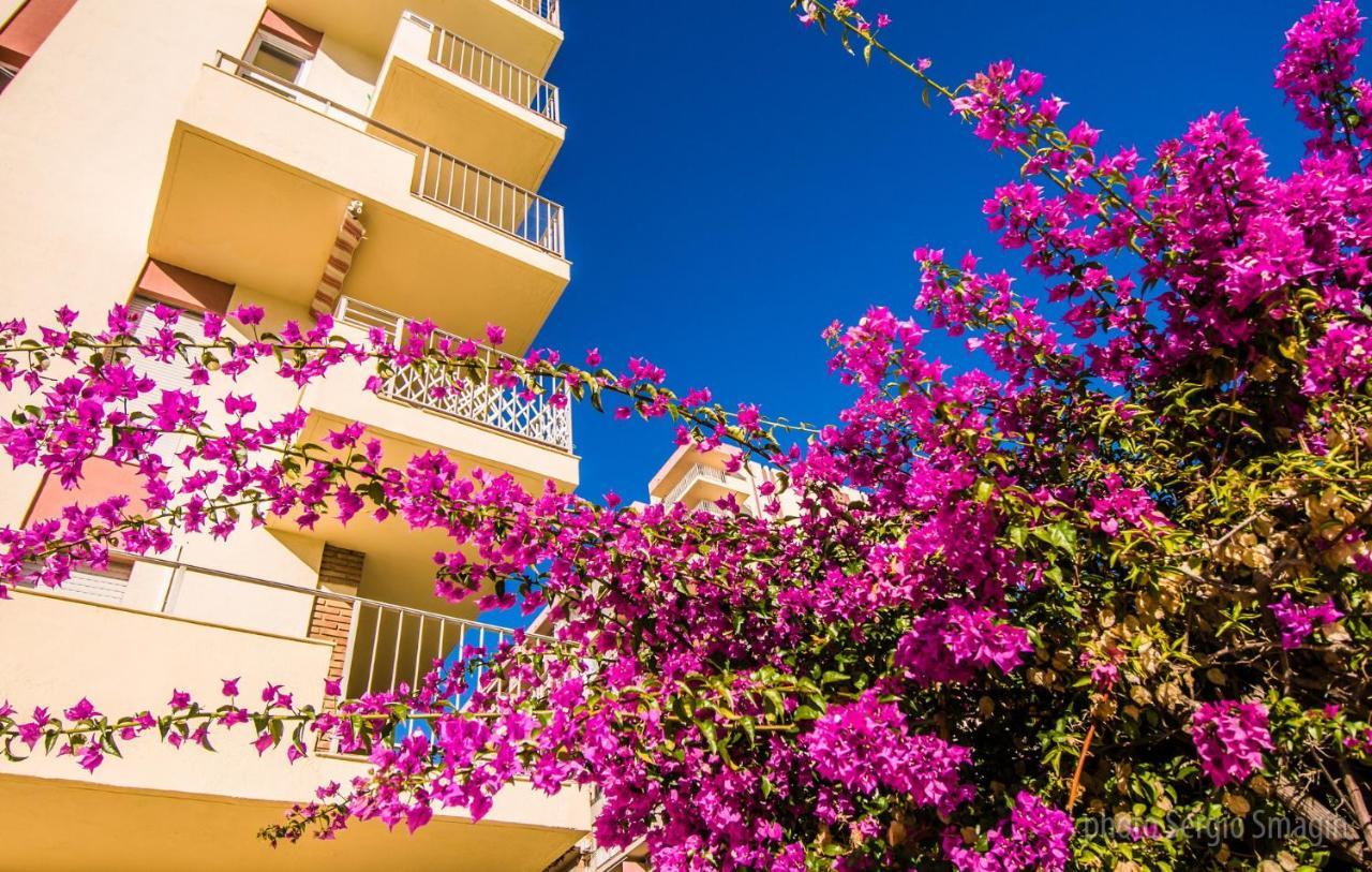 427 Estudio En Minerva Apartamentos -Vista Al Jardin - Piscina Y Playa Benalmádena Kültér fotó